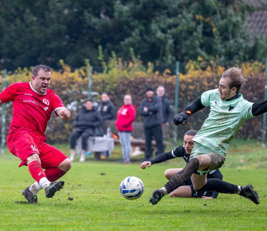 Hauenstein dreht zweimaligen Rückstand: Überzahl zur Führung genutzt
