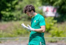 Weitere Wechsel perfekt: VTG holt Sander und Hauck Fußballspieler Julian Sander im grünen Trikot auf dem Spielfeld