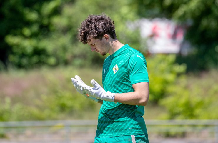 Weitere Wechsel perfekt: VTG holt Sander und Hauck Fußballspieler Julian Sander im grünen Trikot auf dem Spielfeld