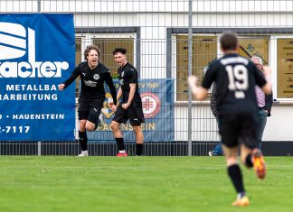 Joker Gries trifft: Hermersberg revanchiert sich in Hauenstein Fußballer Cedric Gries jubelt nach seinem Führungstreffer auf dem Spielfeld