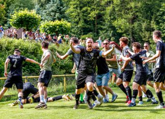 Hochspannung in Schwanheim: ASV Lug/Schwanheim steigt in Bezirksliga auf