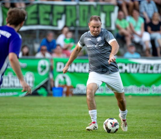 Sieg in Stambach: Münchweiler erzwingt Entscheidungsspiel
