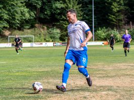Dritter Anlauf erfolgreich: Büchelberg steigt erstmals in die Verbandsliga auf Hasan Coskun vom SV Büchelberg