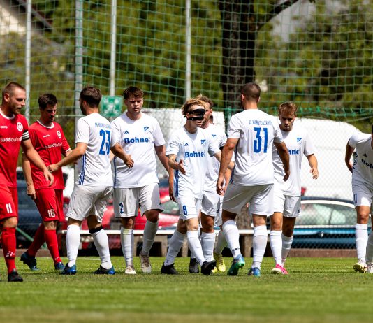 SVH lässt nichts anbrennen: Hochstellerhof siegt 4:0 Torjubel SV Hochstellerhof